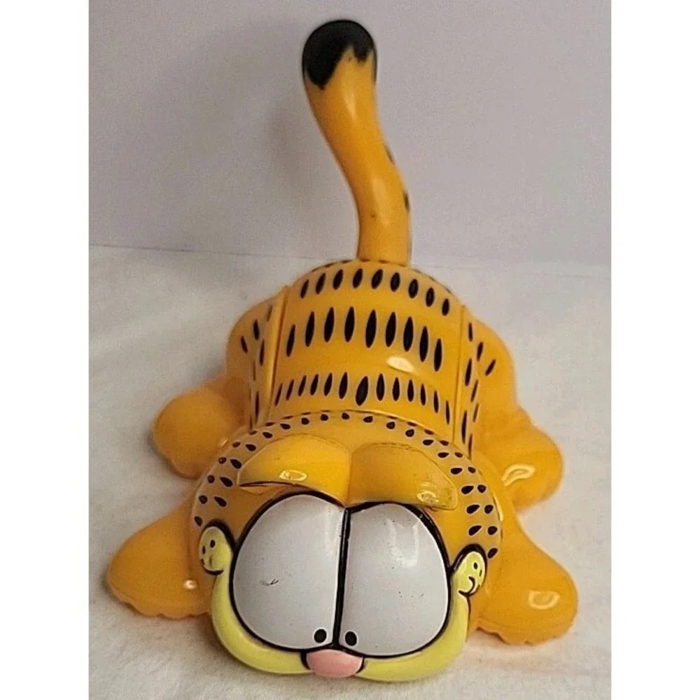 Garfield Magnifying Magnifier Lens Plastic Toy Cat